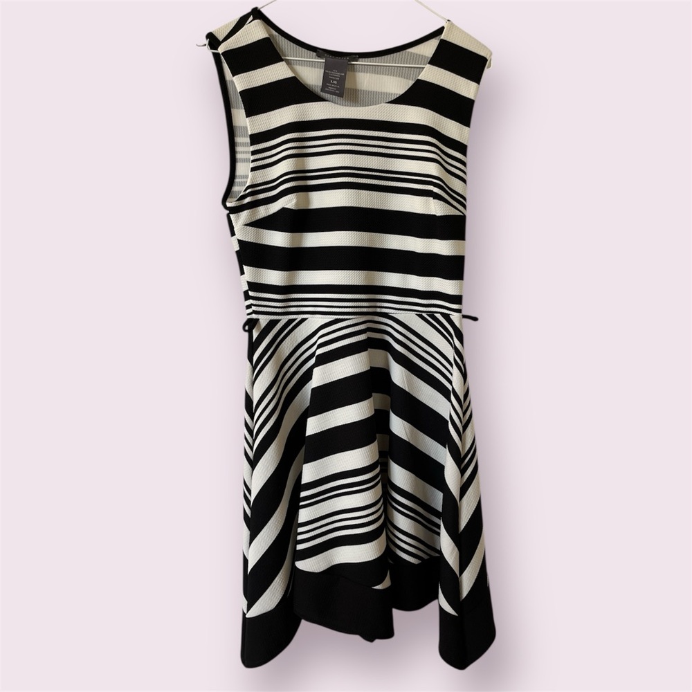 NWOT Suzy Shier Black and White Asymmetrical Mini Dress
